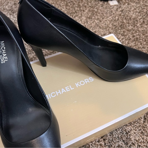 Gorgeous MK authentic black heels worn once.  They are just .5 a size too small - Picture 2 of 4